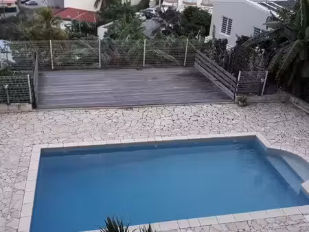 grand f2 avec piscine anse mitan