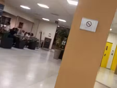 bureau de 10 m2 à 210 euros ht toutes charges comprises
