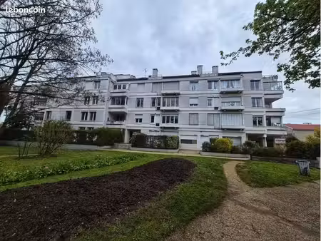 appartement f2 50 m² entièrement rénové