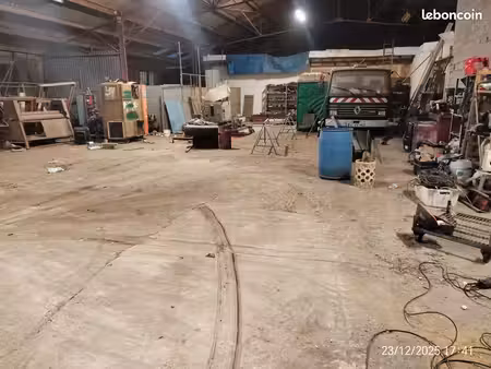 location local commercial