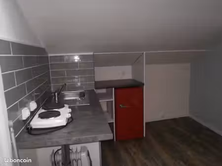 6 studios à vendre