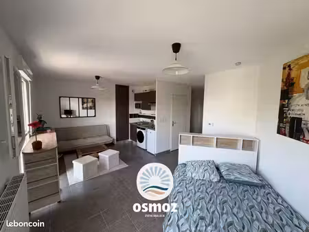 studio 1 pièce 32 m²