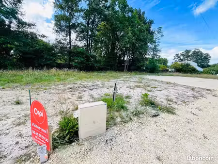 terrain 451 m² breuillet