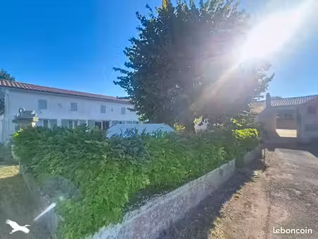maison 3 pièces 120 m²