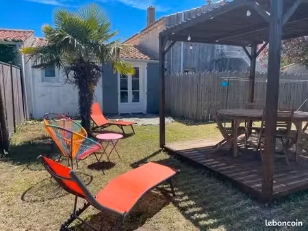 maison de 46 7 m2 sur l'ile d'oléron + garage 15 m2