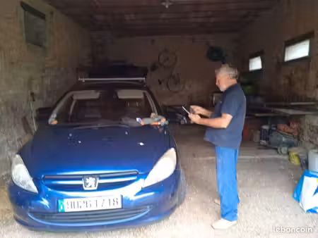vends une grange au châtelet
