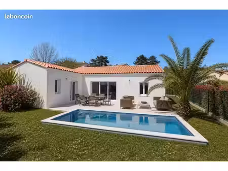 maison 100 m² longeves