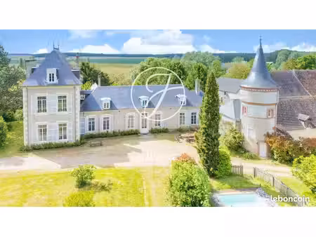 propriété 11 pièces 402 m²