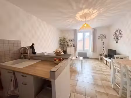 a vendre appartement de type 2 dans le centre de martigues