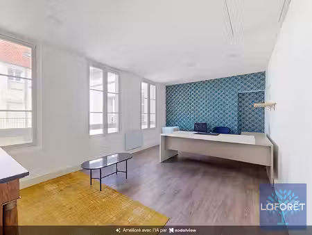 bureaux en cour de ville d'arpajon