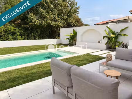 coup de coeur- une maison pleine de charme et de caractère de 92 m²  3 chambres  piscine e