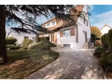 maison familiale renovee non mitoyenne - 5 chambres sainte a