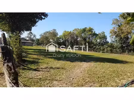terrain à bâtir de 1700m2