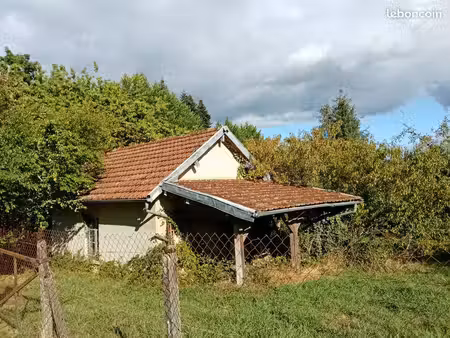 terrain + garage