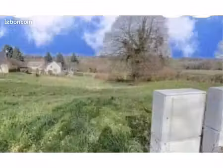 terrain viabilisé 1001m2