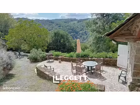 maison 13 pièces 199 m²