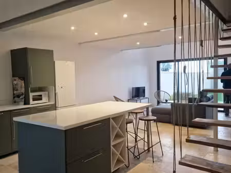 maison meublée clavette