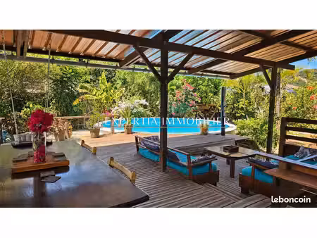 villa 4 pièces 112 m²