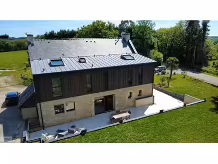 maison de luxe à vendre à saint-yvi
