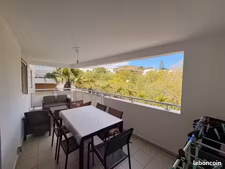 appartement 6 pièces 61 m²