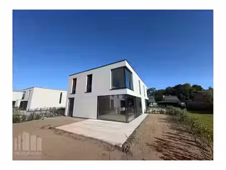 bureaux à louer à gentsebaan 68 eke (rbx13393)