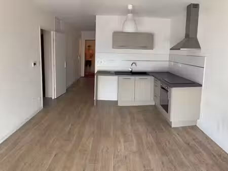 appartement 2 pièces 49 m² longvic