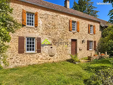 propriété 6 pièces 134 m²