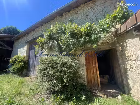 grange 2 pièces 160 m²