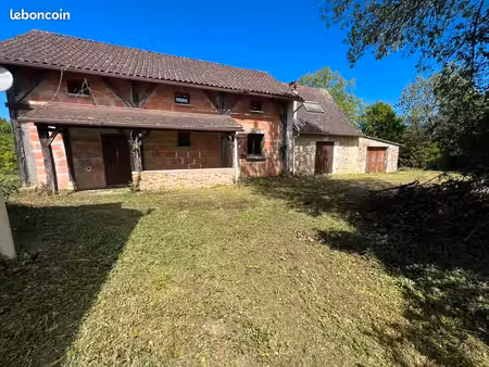 ensemble de 2 maisons avec garage et dépendances