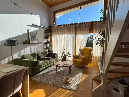 duplex lumineux et traversant face aux pistes à metabief de 100m2