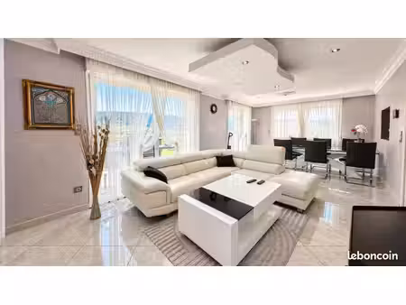 maison 8 pièces 167 m²