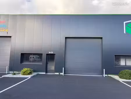 local commercial