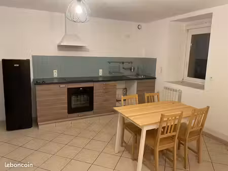 triplex au bourg de camlez