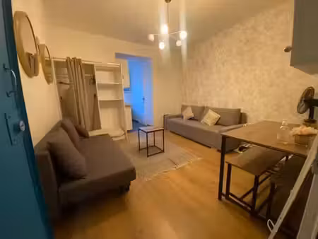 location meublée appartement 1 pièce 20 m² à les lilas (93260)  950 €