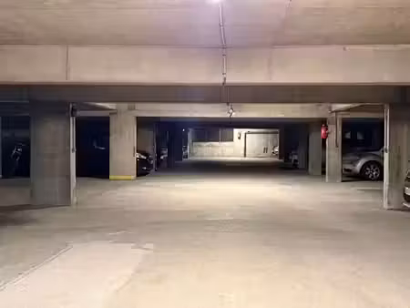 parking à vendre - rue de montreuil