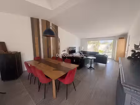 la flotte - élégante maison de plain-pied avec piscine chauffée  plein sud  au calme et sa