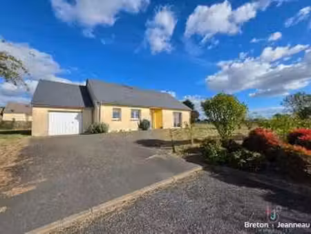 vente maison à lassay-les-châteaux (53110) : à vendre / 101m² lassay-les-châteaux