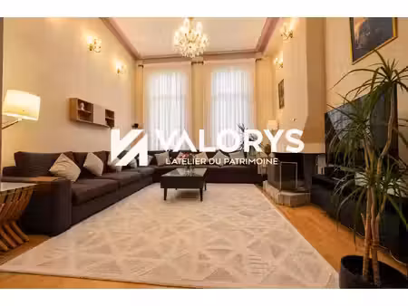 maison de 200 m² - 4 à 5 chambres - terrase et jardin