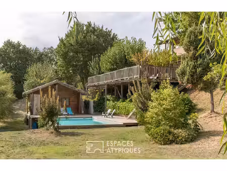 villa contemporaine d'esprit 'lodge' avec vue.