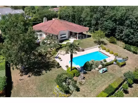 villa golf de teoula 5 pièce(s) 200 m2 + jardins et piscine