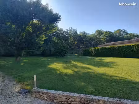 terrain 713 m2 malataverne