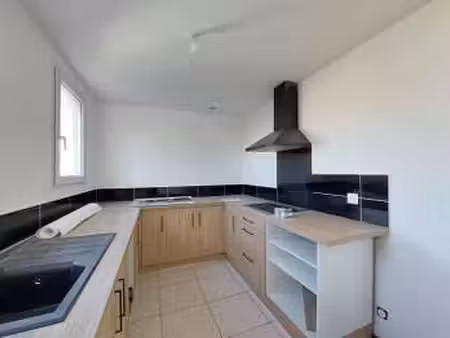 location appartement 4 pièces aux sorinières (44840) : à louer 4 pièces / 93m² les soriniè