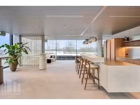 310 m² high-end kantoren met terras op toplocatie langs d...