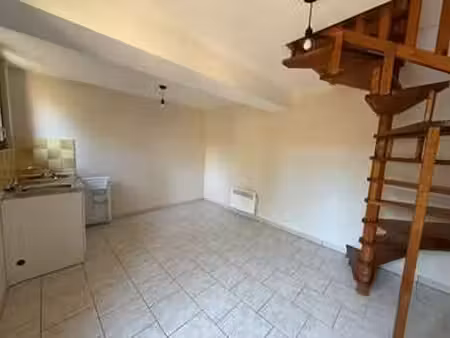 location maison à mortain (50140) : à louer / 27m² mortain