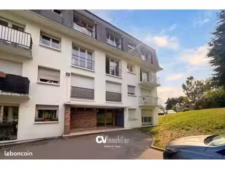 studio 1 pièce 25 m²