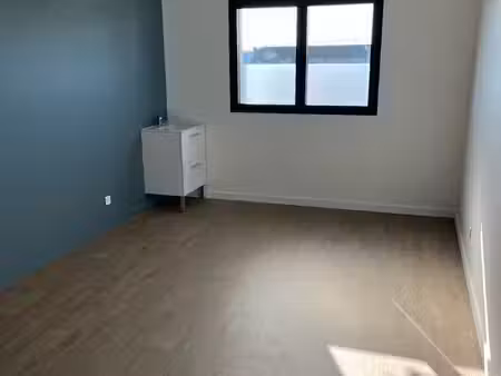 location 17m2 pôle santé valence