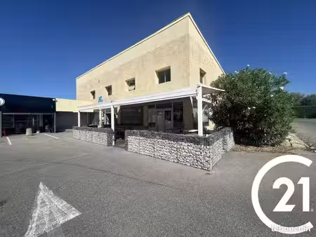 local 200 m² montélier