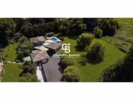 maison avec piscine et jardin angresse (40)