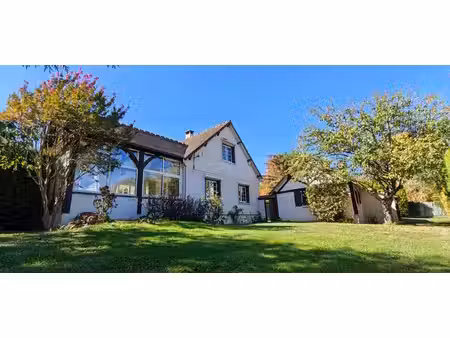 a moins d’une heure de paris - propriété à la campagne avec maison d’amis et piscine (78)