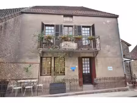 maison de 77 m2 à saint sernin du plain (71)
